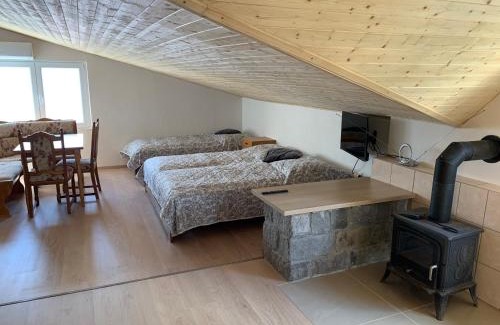 Pritluky Apartment | Idyllic Stay with Child-Friendly Comfort in Přítluky