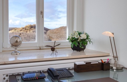 Kampen Apartment | Family-Friendly Kliffsand Appartement with Kitchen & Breakfast