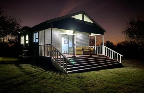 Hammanskraal Apartment | Guest Favorite: Klipdrift Sands Bush Camp with Pool Access