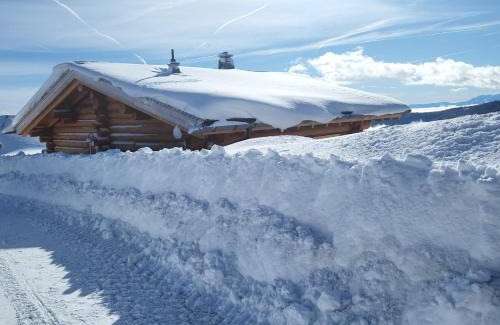 Bad Sankt Leonhard im Lavanttal Ski Chalet | Discover KlippitzStar: Pet-Friendly Haven with Top Ratings