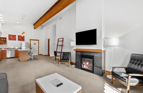 Leavenworth House | Klonaqua: Family-Friendly Retreat with Breakfast Included