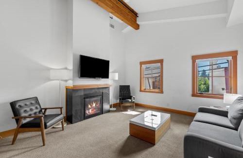 Leavenworth House | Klonaqua: Family-Friendly Retreat with Breakfast Included