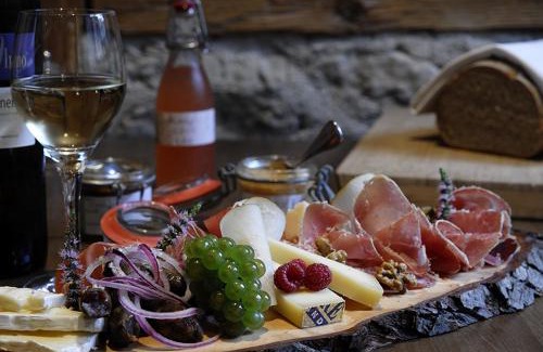 Dornach House | Discover Kloster Dornach: Family-Friendly & Pet Friendly Stay