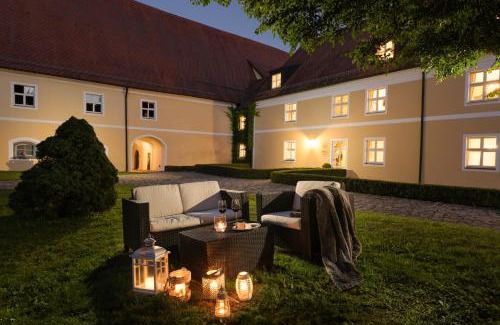 Bad Griesbach im Rottal Apartment | Oceanfront Retreat at Klosterhof St. Salvator - 9.5/10 Rating