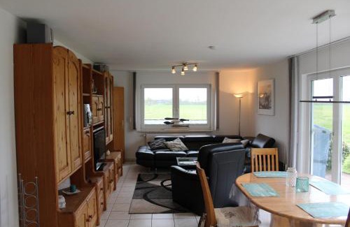 Bad Bederkesa House | Exceptional KM 7 - Deichgraf 2: Pet & Child Friendly Stay