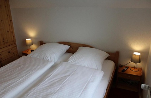 Bad Bederkesa House | Exceptional KM 7 - Deichgraf 2: Pet & Child Friendly Stay