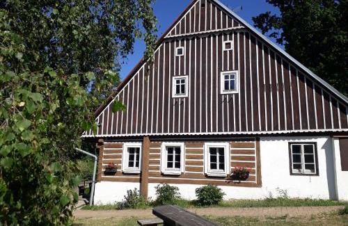 Vrchlabi House | Pet-Friendly Retreat at Knežicka Chalupa - 9.5/10 Rating