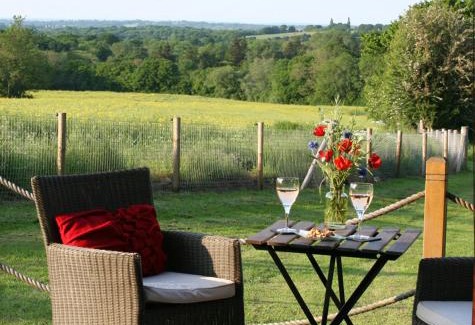Beckley Bed & Breakfast | Explore Knelle Dower Studio - 5 Star Guest Rated Getaway