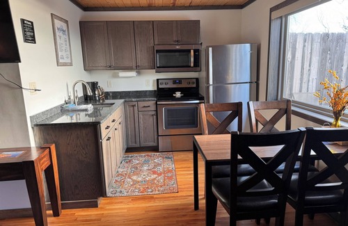 Two Harbors Condo | Knife River Suite w/Sauna & Fire Pit