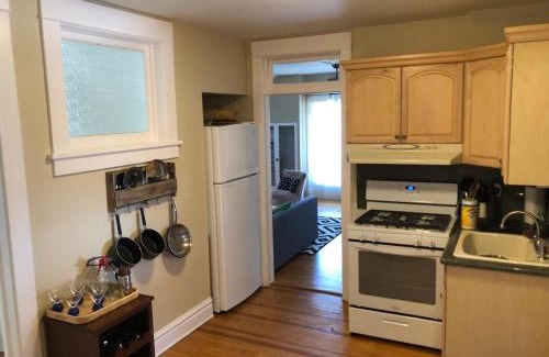 Capitol Hill House | Experience Knight Campbell Carriage House: Pet-Friendly Stay