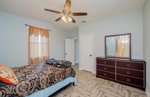 Forest Creek Bed & Breakfast | Top-Rated Knight Hawk Suites: Family & Pet-Friendly Retreat
