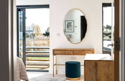 Holworth House | Family-Friendly Retreat at Knighton, Silverlake, Dorset