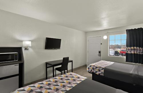 Belton Hotel | Pet-Friendly Knights Inn in Belton/Temple Awaits You