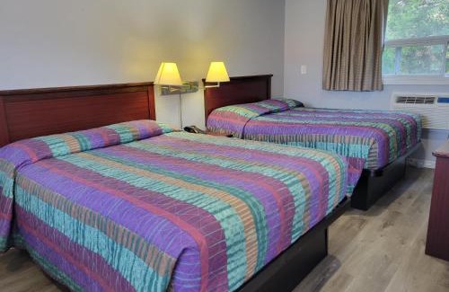 Cobourg Hotel | Comfortable Stay at Knights Inn Cobourg with Great Amenities