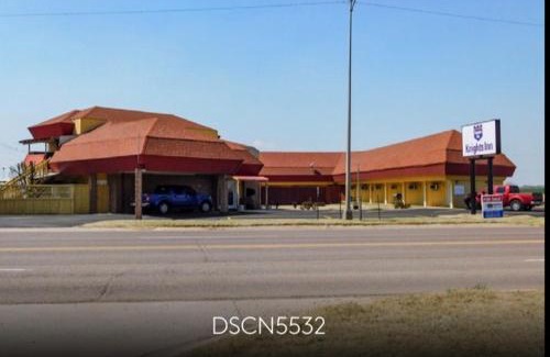 Fairview Hotel | Exceptional Knights Inn Fairview: Family-Friendly Comfort