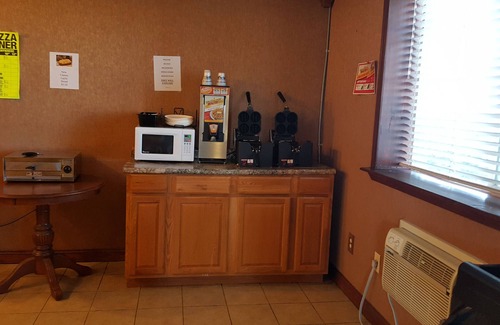 Grand Forks Hotel | Comfort and Convenience at Knights Inn Grand Forks