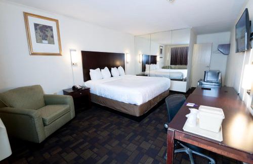 Hopelawn Hotel | Family-Friendly Stay at Knights Inn Parkway - Rated 8/10