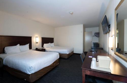 Hopelawn Hotel | Family-Friendly Stay at Knights Inn Parkway - Rated 8/10