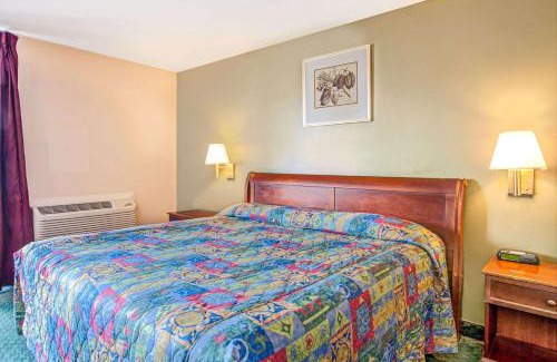 South Hackensack Hotel | Budget-Friendly Knights Inn South Hackensack for Families