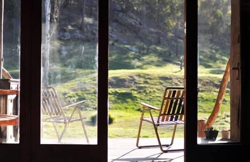 Laguna Cabin | Eco-Friendly Knights Ridge Cabin with Family & Pet Amenities