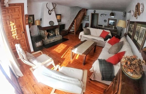 Arties House | Experience Mountain House in Arties with Spa & Breakfast