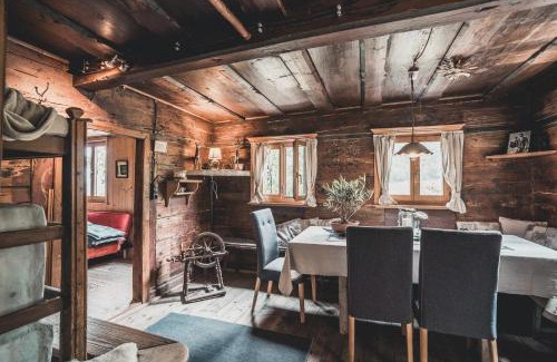 San Pancrazio House | Relax at Knottn Hüttl, St. Pankraz - Pet Friendly Retreat