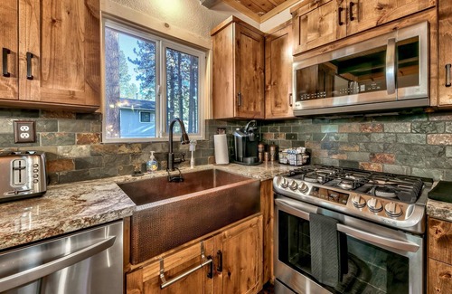 Pioneer Trail House | Cozy Knotty Cabin with Game Room and Child-Friendly Amenities