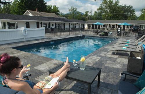 Bennington Hotel | Cozy Knotty Pine Motel: Pet-Friendly Stay with Pool Access