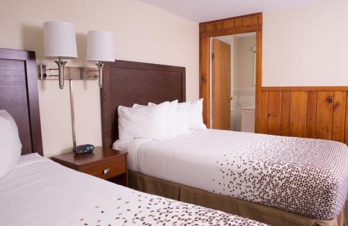 Bennington Hotel | Cozy Knotty Pine Motel: Pet-Friendly Stay with Pool Access