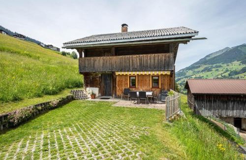 Raggal House | Guest Rated 9.1: Knusperhäuschen Höfen-hüsle Awaits You
