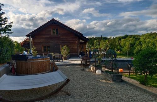 Wiesfleck Ski Chalet | Knusperhäuschen mit Wellness-Oase