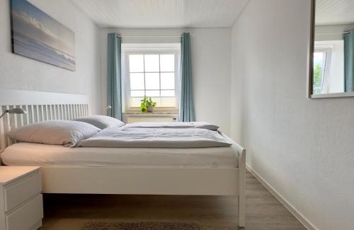 Albertsdorf Apartment | Experience Oceanfront Bliss at Knusthof Lafrenz - Goldblick