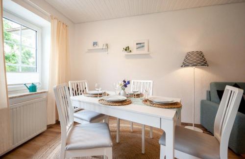 Albertsdorf Apartment | Top-Rated Knusthof Lafrenz - Nordlicht with Oceanfront Views
