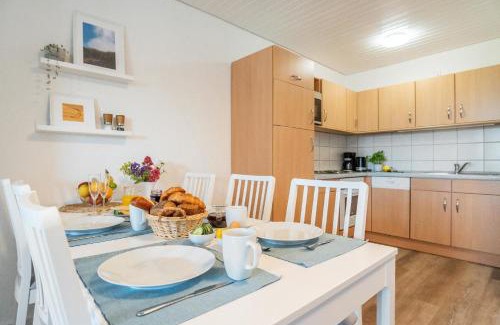 Albertsdorf Apartment | Pet-Friendly Retreat at Knusthof Lafrenz - Süd with Ocean View