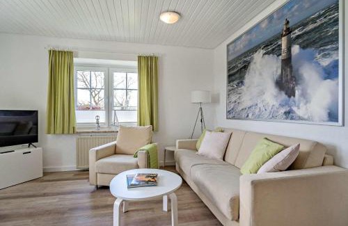 Albertsdorf Apartment | Cozy Retreat at Knusthof Lafrenz - Pet-Friendly Oceanfront