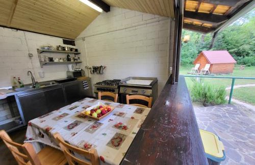 Kanal House | Cozy Retreat in the Forest: Family & Pet-Friendly Stay