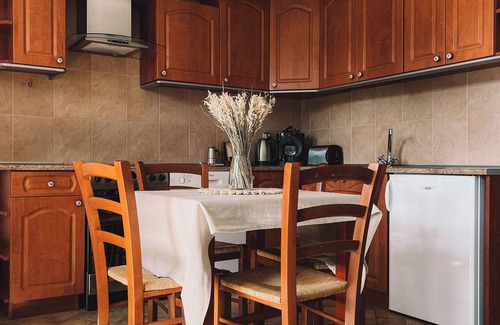 Krzyzowka Apartment | Experience Końska Dolina: 4-Star Getaway with Spa & Pets