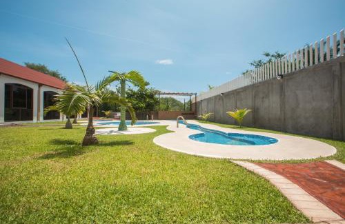 Boca del Cielo Hotel | Relax at KO'OLEBIL: 4-Star Stay with Pool & Hot Tub