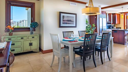 Ko Olina Apartment | Relaxing Stay at Ko Olina Beach Villas B609 with Pool & Hot Tub