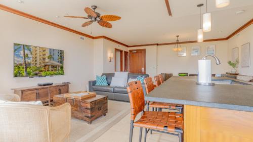 Ko Olina Apartment | Experience Ko Olina Beach Villas O425 with Pool & Hot Tub