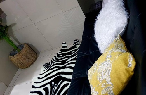 Polokwane House | Relax at Ko-Porch Guest House with Pool and Hot Tub