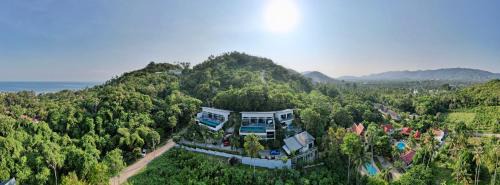 Hua Thanon Villa | Elegant Sky Villas Philippa: Pet-Friendly Oceanfront Retreat