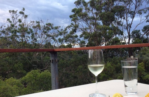 Kennett River House | Oceanfront Retreat at Koala View - Family Friendly Escape