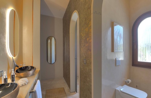 Watamu Hotel | Experience the Kobe Suite Resort: Rated 9.8 with Pool & Spa
