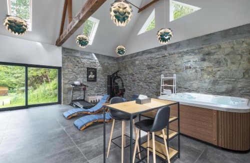 Libesice House | Relax at Koblitzer Hof: Pet-Friendly Oceanfront Retreat