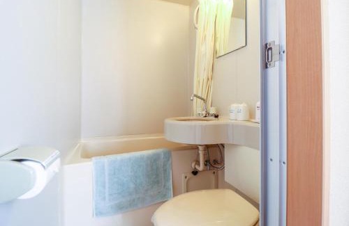 Hirosaki Hotel | Cozy Kobori Ryokan: Child-Friendly Retreat with Great Reviews