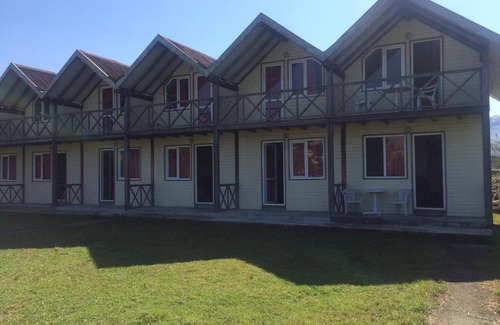 Kobuleti Hotel | Cozy Kobuleti Kotteji: Oceanfront Retreat with Breakfast
