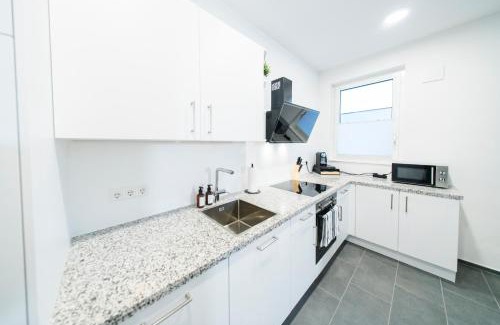 Boeblingen Apartment | KoCASA-Apartments 03, City-Center Böblingen, Stellplatz, Balkon