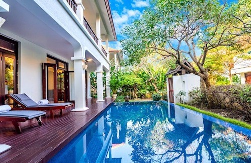 Ngu Hanh Son Villa | Ocean View Retreat at Koceano with Private Pool & Breakfast