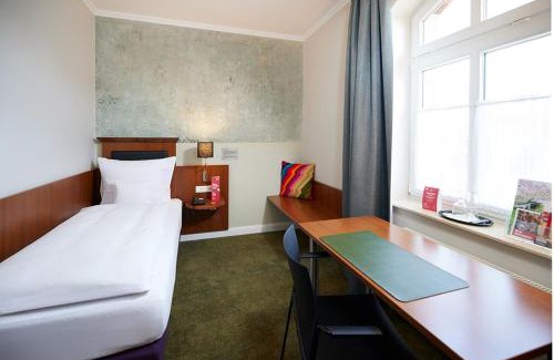Olpe Hotel | Pet-Friendly Comfort at Kochs Stadthotel - 4 Star Stay!